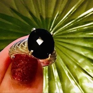 JUDITH RIPKA ONYX OVAL STONE-SIMPLE, YET CLASSIC